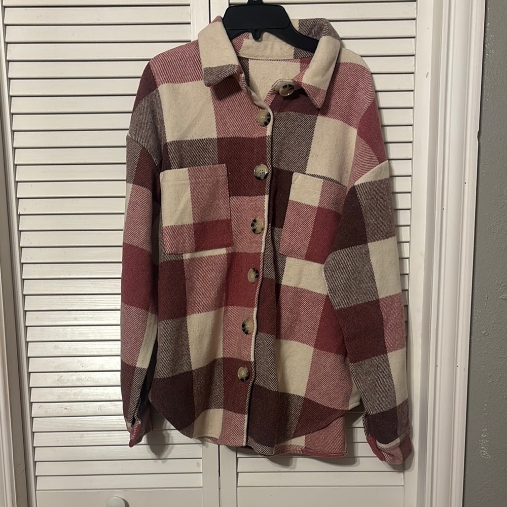 Women’s Plaid Button-Up Jacket in Red and Cream
